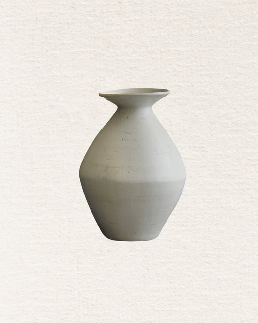 Lyra Vase